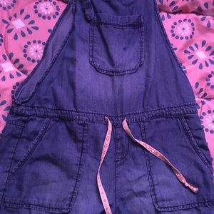 Short overalls